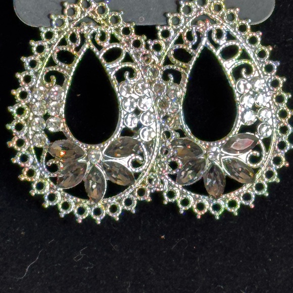 Fishhook Earring - Picture 2 of 2